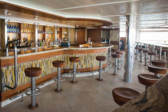 Princess Cruises Grand Class mermaids tail pool bar.jpg